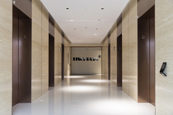 2.0m/s Elevator Panoramic Sightseeing Elevator Observation Elevator Semi Round Cabin With Gearless Motor