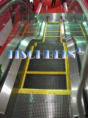 VVVF Commercial Shopping Mall Escalators 0.5m/s Indoor Outdoor With 1000mm Step Width And Emergency Stop