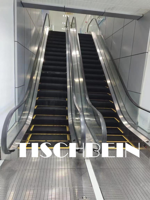 30° 35° Inclination Stainless Steel Step Hotel Escalator With Rubber Handrail For Railway Station Airport Hospital